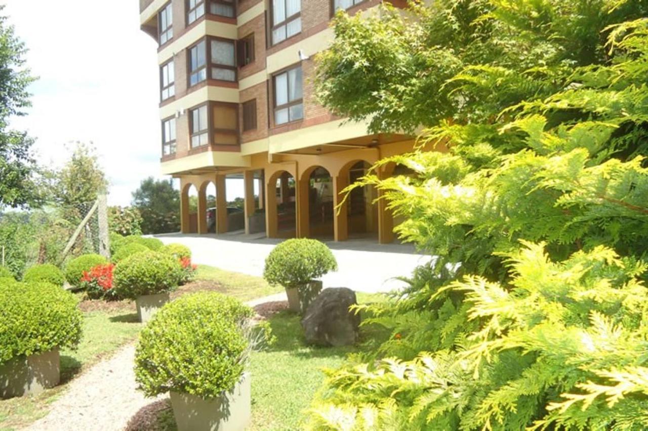 Belo Apartamento E Completo No Centro Com Vista Gramado Esterno foto