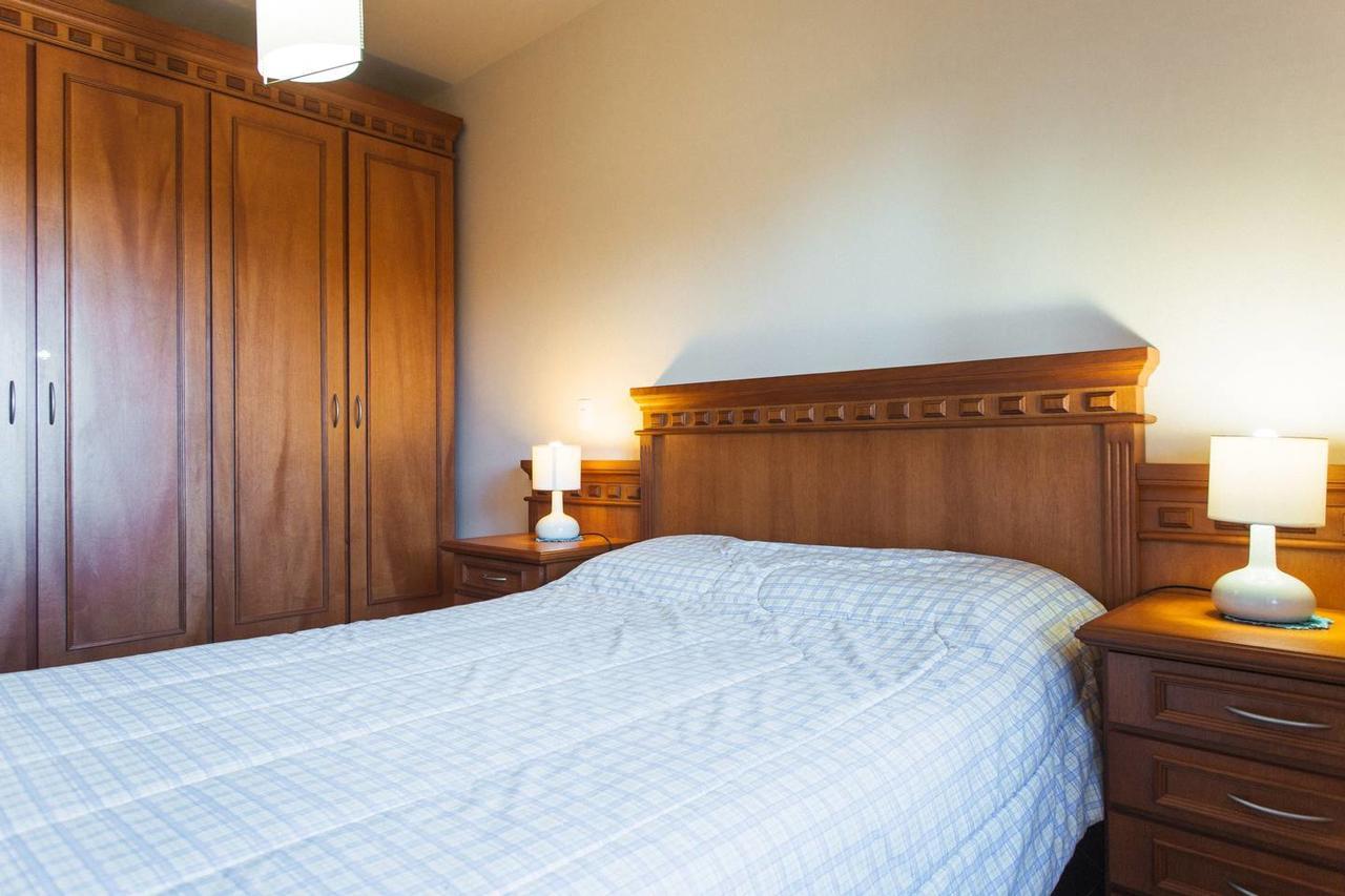 Belo Apartamento E Completo No Centro Com Vista Gramado Esterno foto