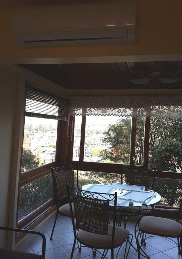 Belo Apartamento E Completo No Centro Com Vista Gramado Esterno foto